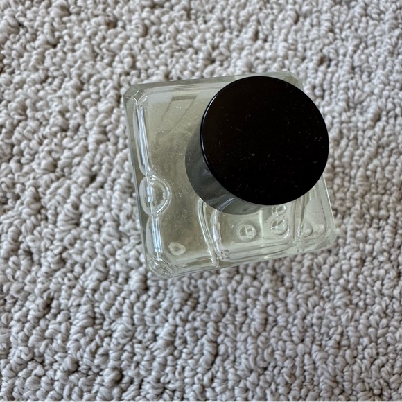 Jo Malone English Pear & Freesia Body & Hand Wash 100ML ( no box ) - Picture 3 of 4